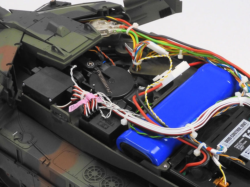 Tamiya RC Leopard 2 A7V Tank w/Option Kit - Item #56047