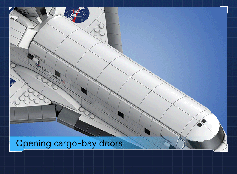 CaDA Master 1:80 NASA Space Shuttle Discovery 1827 Pieces Brick Model Kit C56052W