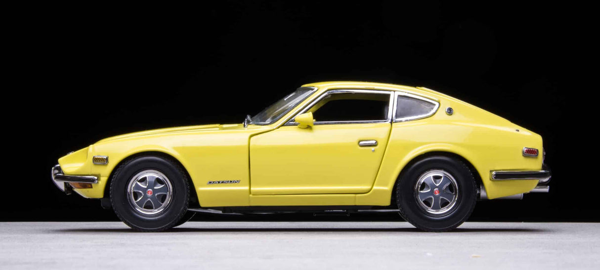 Sun Star 1972 Nissan Datsun 240Z – Yellow 1:18 - 3512