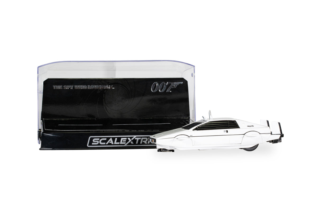 Scalextric James Bond Lotus Esprit S2 - The Spy Who Loved Me 'Wet Nellie' C4359