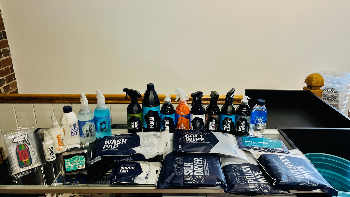 Ceramic Detailer + Black Night Scent + Tyre App Sm