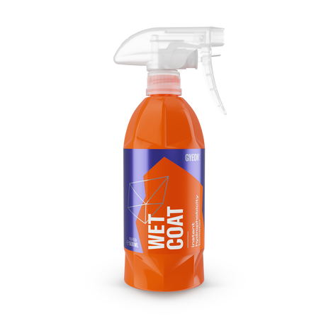 Gyeon Q²M Wet Coat 500ml - New Style Bottle.
Q²M WetCoat is an instant, brilliantly easy to use hydrophobicity booster. It’s ready to use formula, giving outstanding results in a simple and quick spray on/rinse off process.