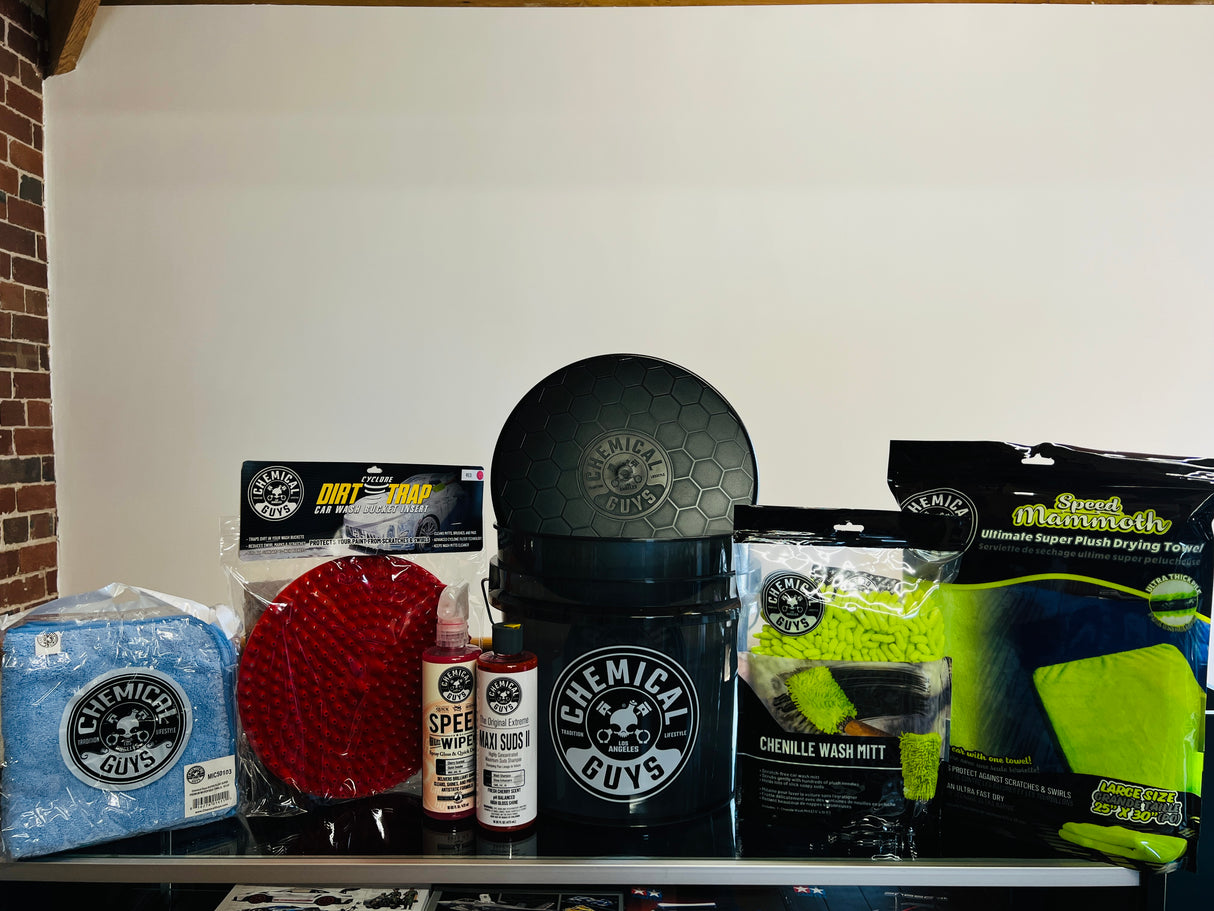 Chemical Guys Premium Detailing Bucket Kit