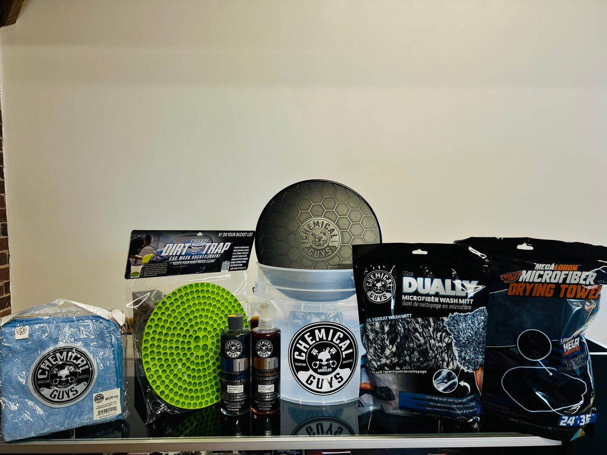 Chemical Guys Premium Plus Detailing Bucket Kit - Matte