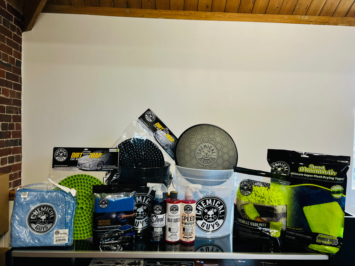 Chemical Guys Premium Detailing Bucket Starter Kit