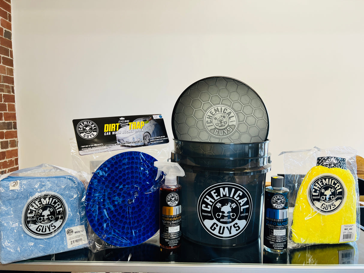 Chemical Guys Heavy Duty Detailing Bucket Kit - Matte