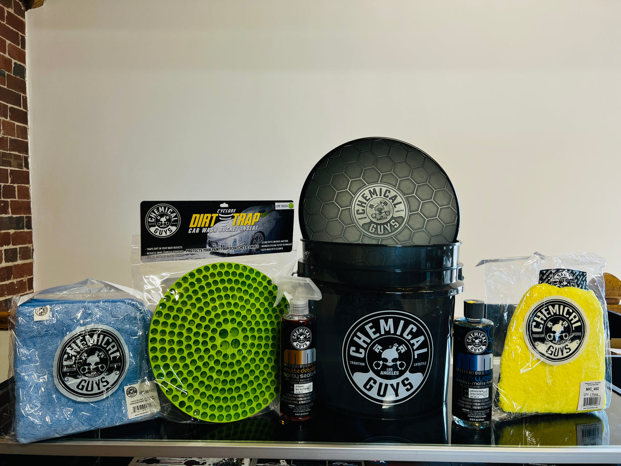 Chemical Guys Heavy Duty Detailing Bucket Kit - Matte