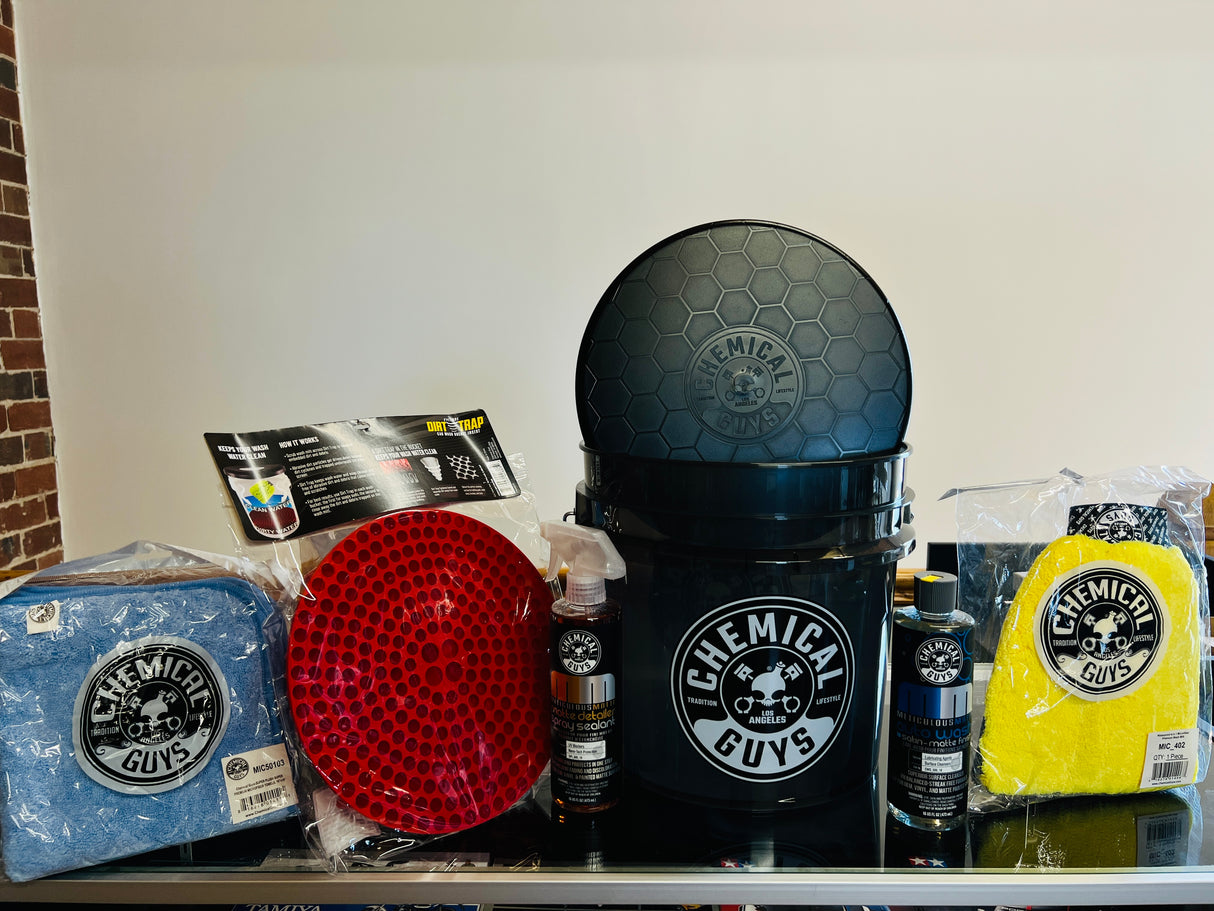 Chemical Guys Heavy Duty Detailing Bucket Kit - Matte