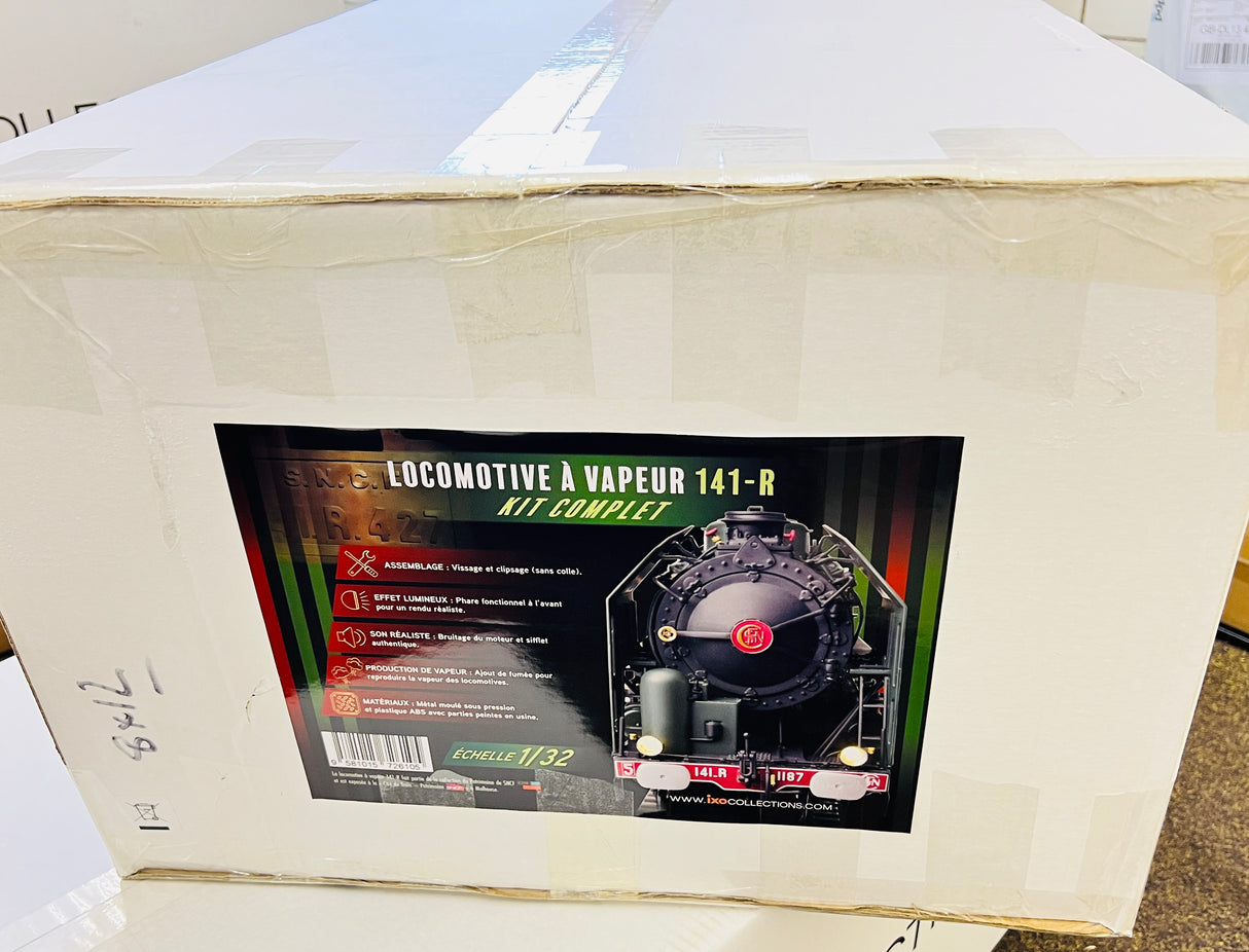 IXO Collections 141-R Steam Locomotive 1:32 Scale Metal and Plastic Full Kit IXC.141.FK