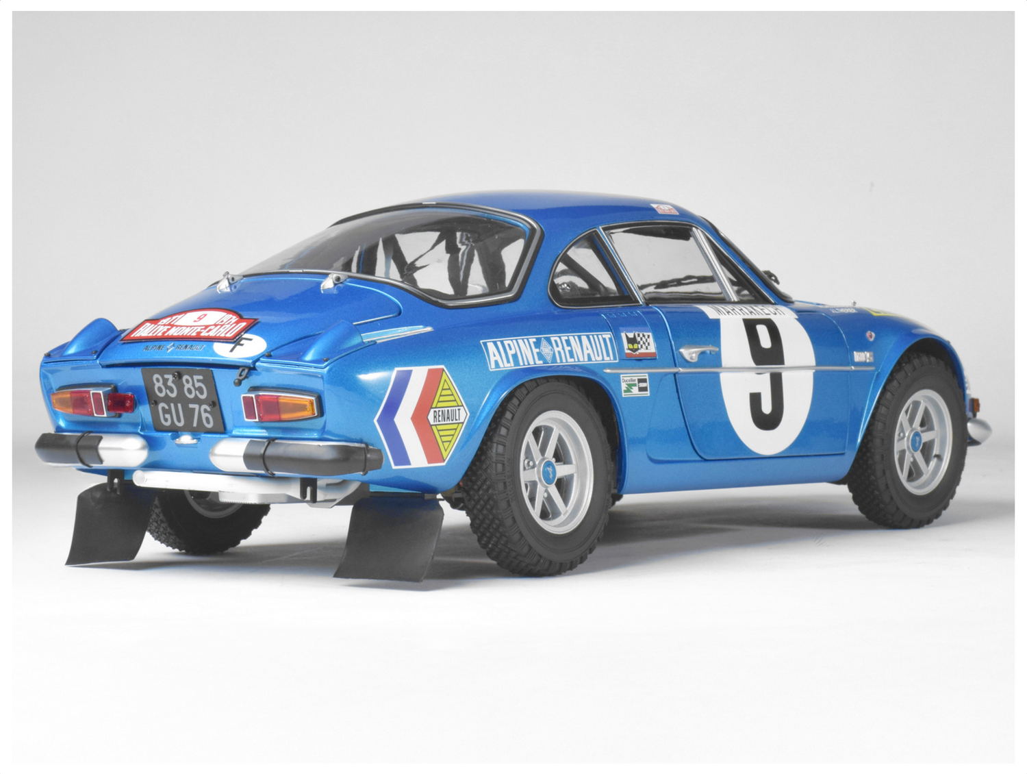 Rear angled side on shot