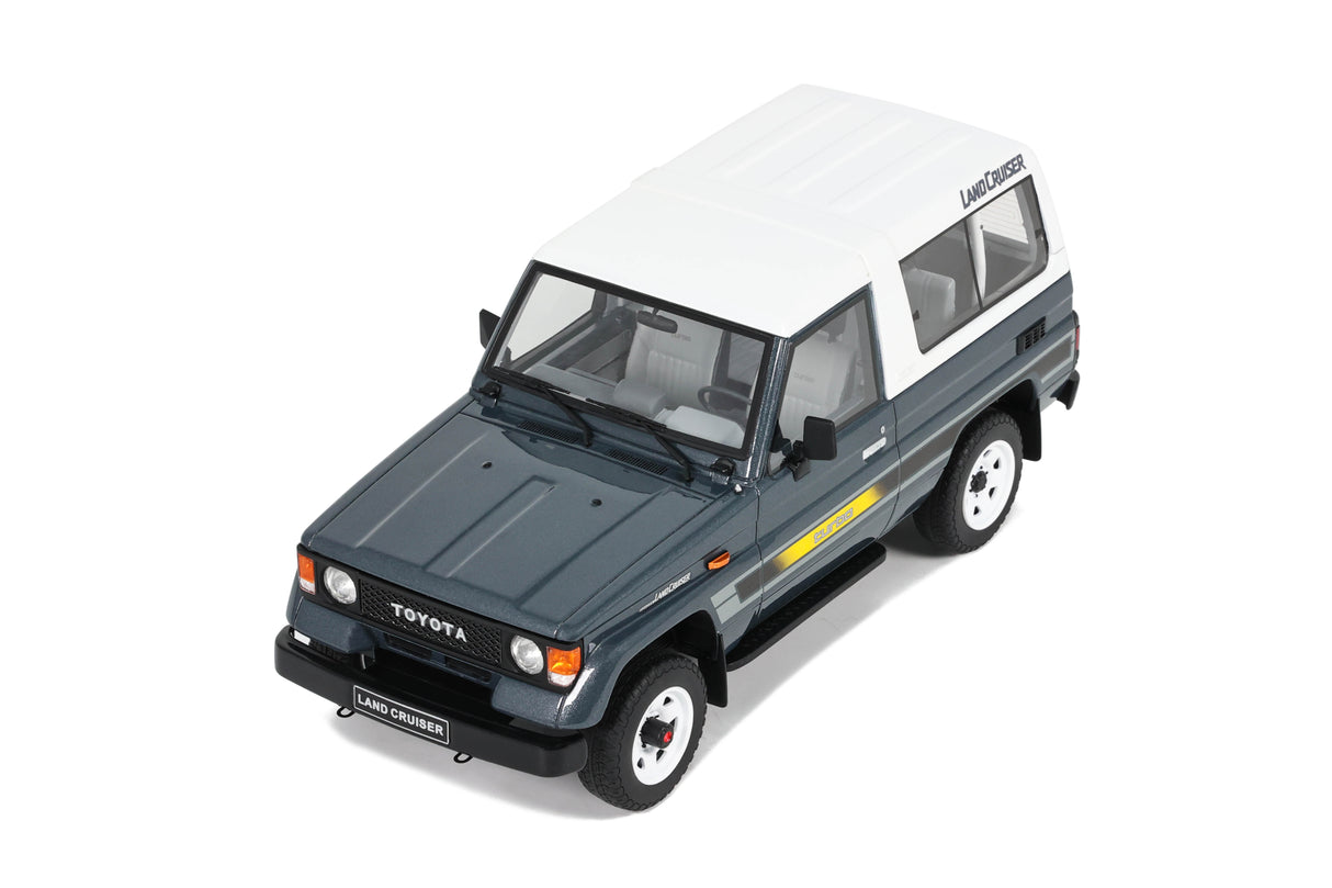 Otto Mobile Toyota Land Cruiser LJ73 Grey 1987 1:18 - OT437