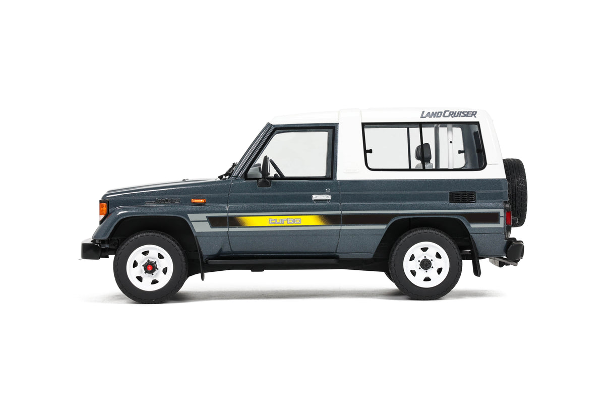 Otto Mobile Toyota Land Cruiser LJ73 Grey 1987 1:18 - OT437