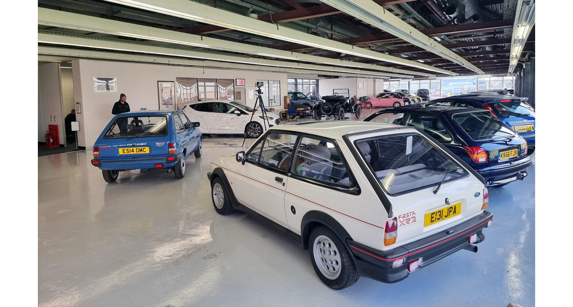 Corgi Ford Fiesta Mk2 XR2, Diamond White VA14403 1:43