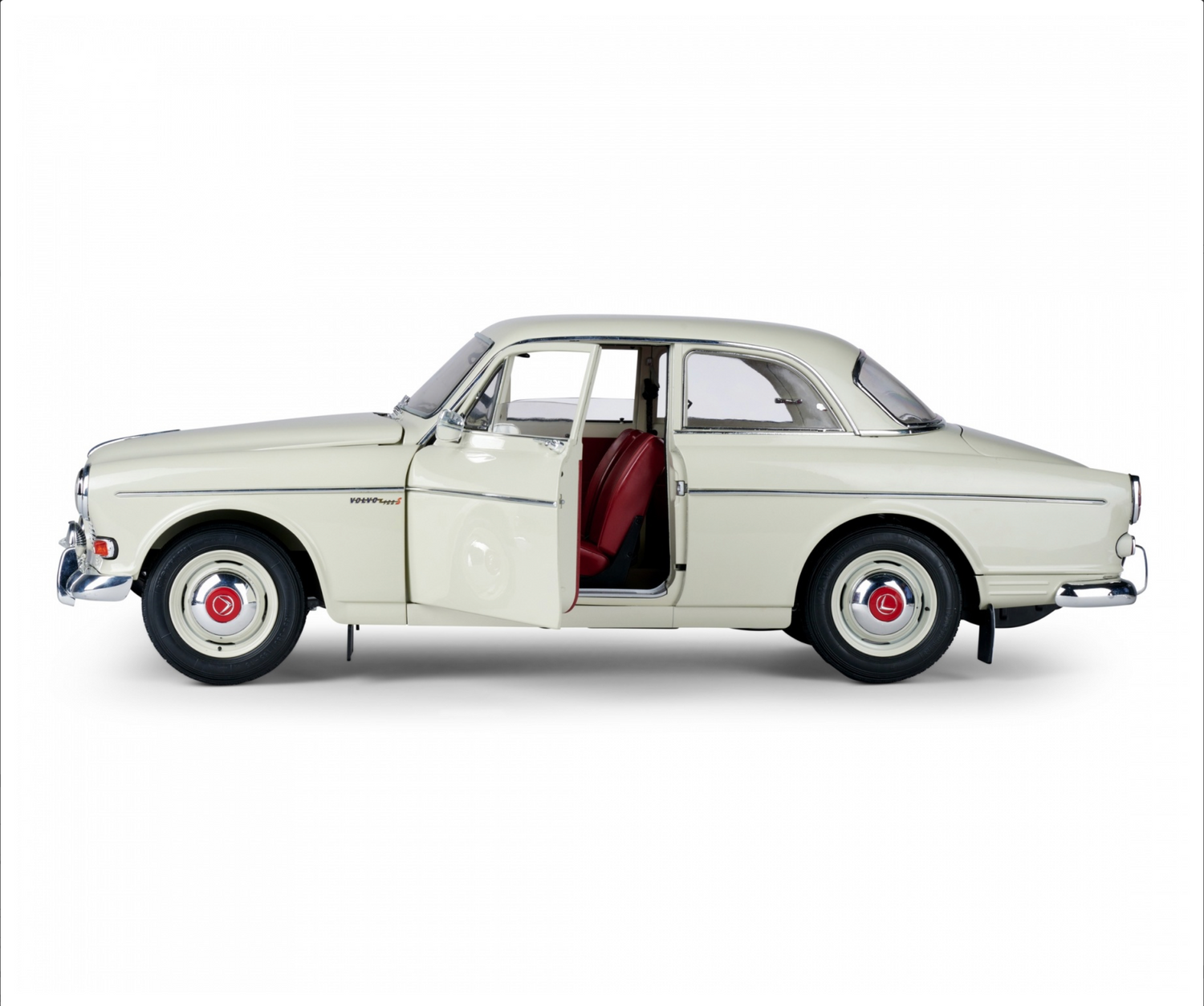 IXO Collections Volvo 122S 1:8 Scale Metal and Plastic Full Kit IXC.VOL.FK