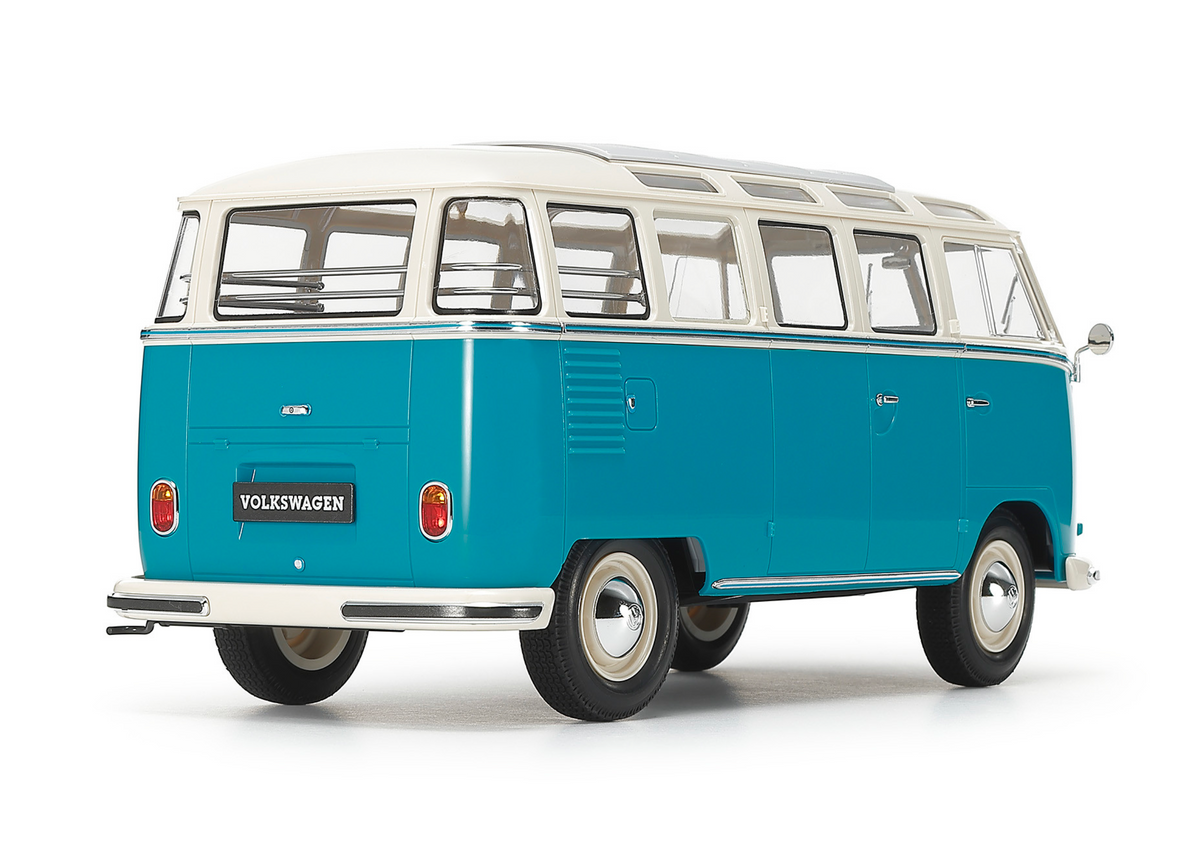 Tamiya Volkswagen Type 2 (T1) Blue & White (Clic Loc) 1/24 Plastic Model Kit - Item #28102