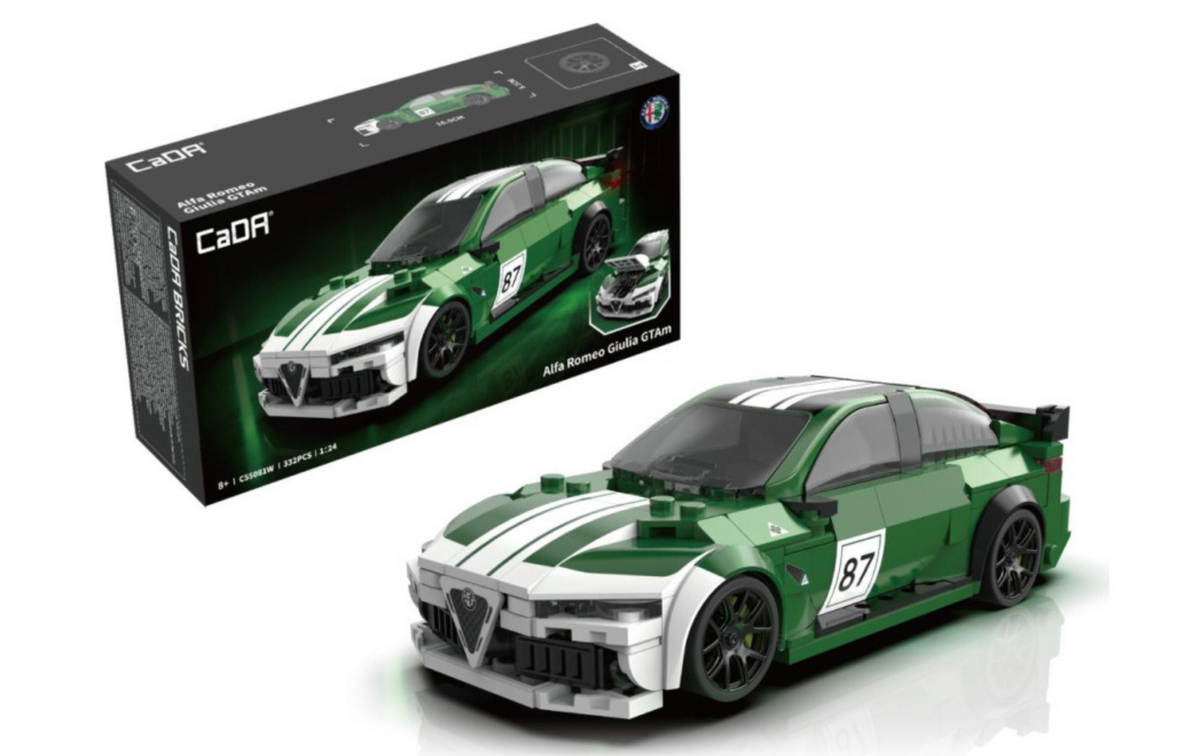 CaDA Alfa Romeo Giulia GTAm 1:24 332 Pieces Brick Model Kit C55081W