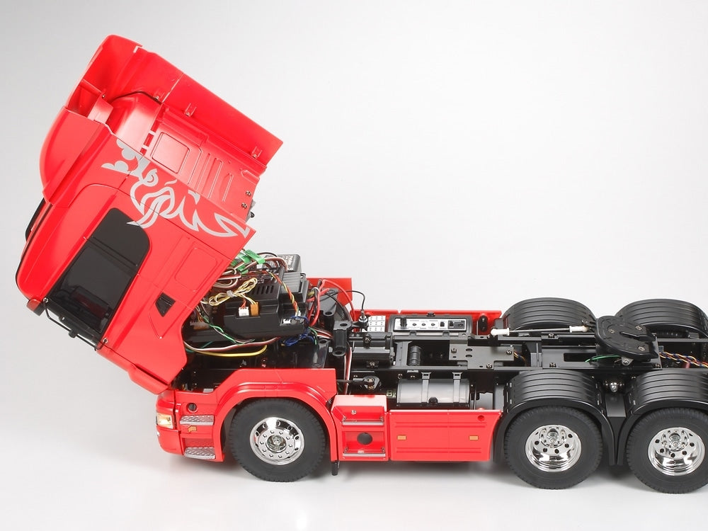 Cab raised & chassis view