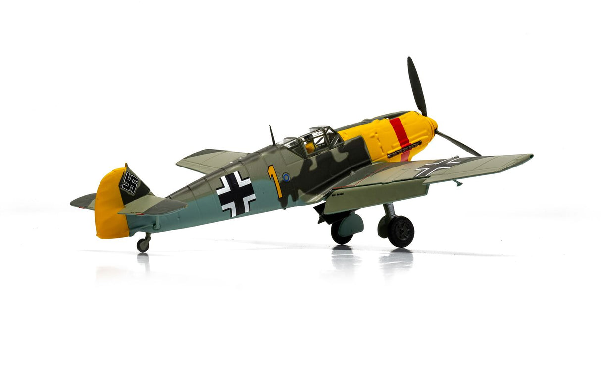 Corgi Messerschmitt Me109E-4/B 'Yellow 1' - Oberleutnant Walter Rupp (Battle of Britain 85) - AA28009