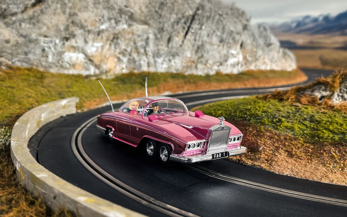 Scalextric FAB 1 - Thunderbirds - Chrome Edition C4579A