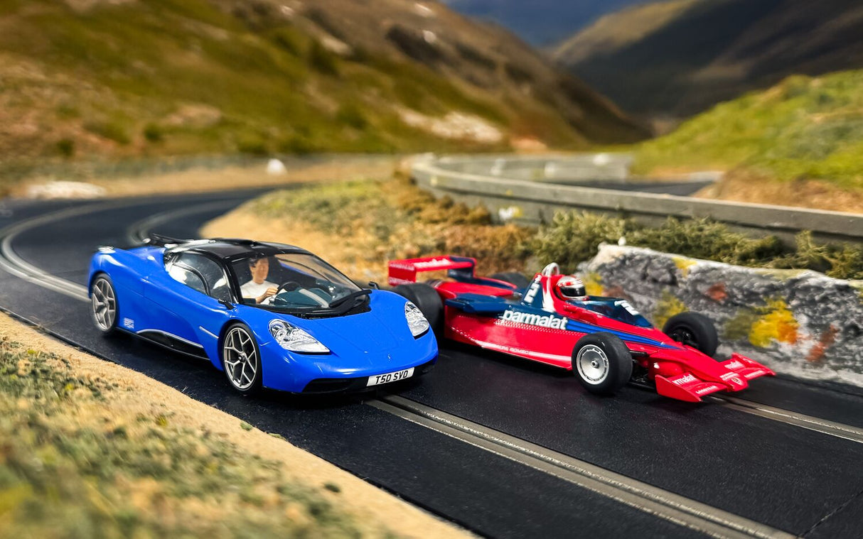 Scalextric Gordon Murray Design Genius - Twin Car Pack - C4601A