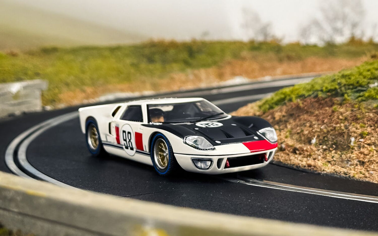 Scalextric Ken Miles - Triple Car Pack Ford / Shelby C4619A