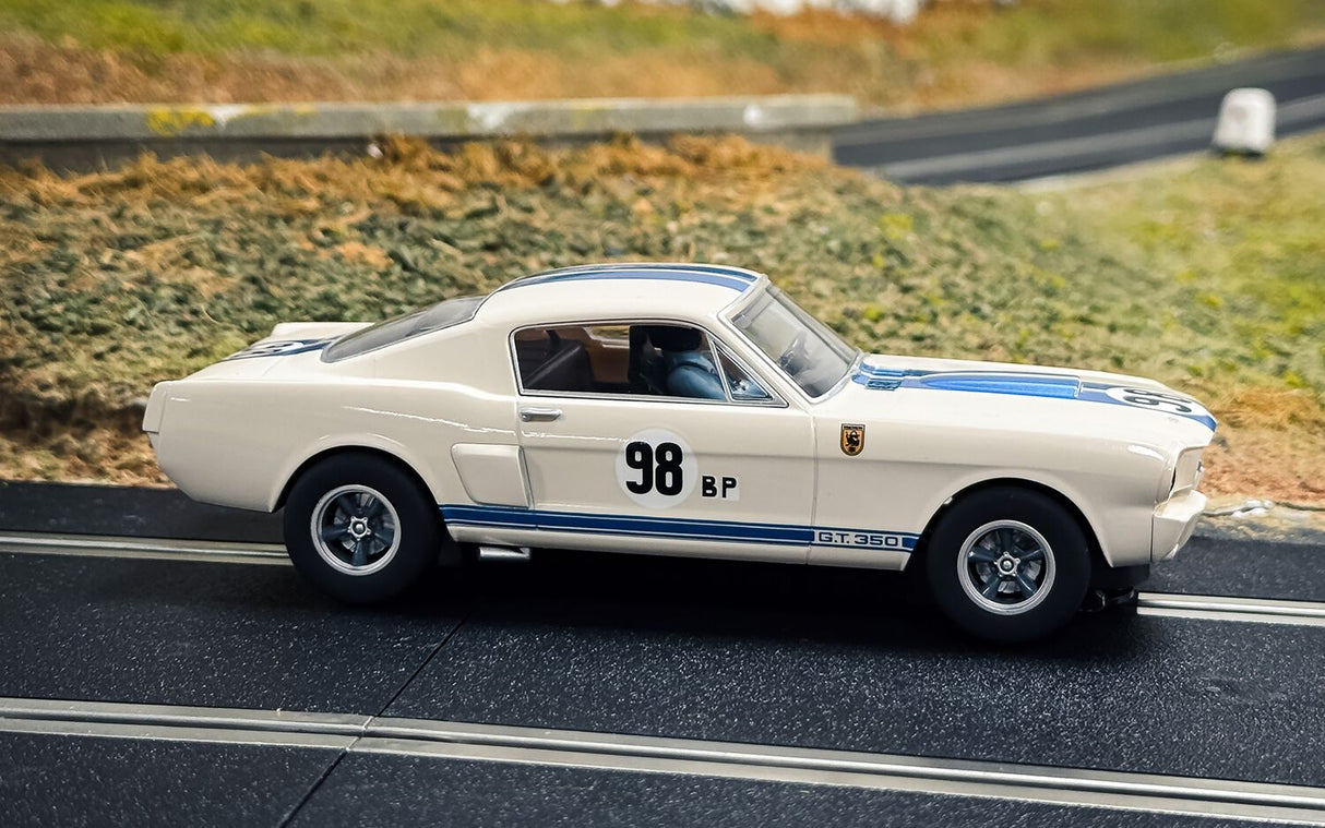 Scalextric Ken Miles - Triple Car Pack Ford / Shelby C4619A