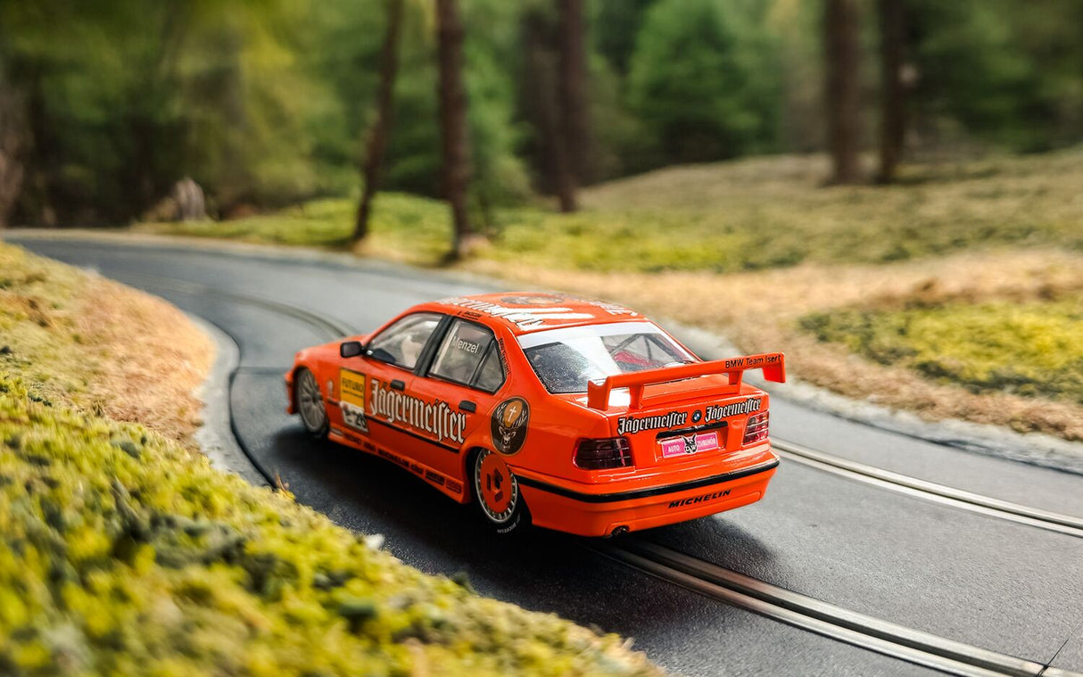 Scalextric BMW 320i - STW 1996 - Jagermeister C4624