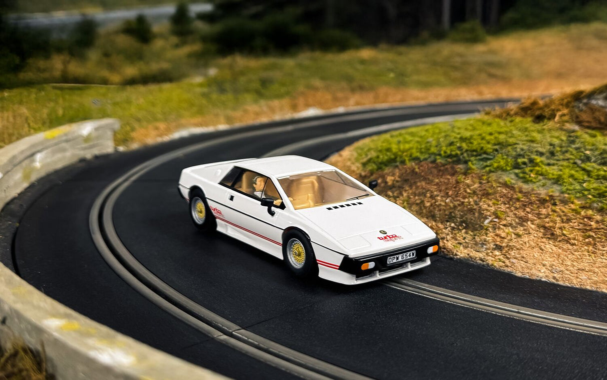 Scalextric Lotus Esprit Turbo White - James Bond 'For Your Eyes Only' C4631
