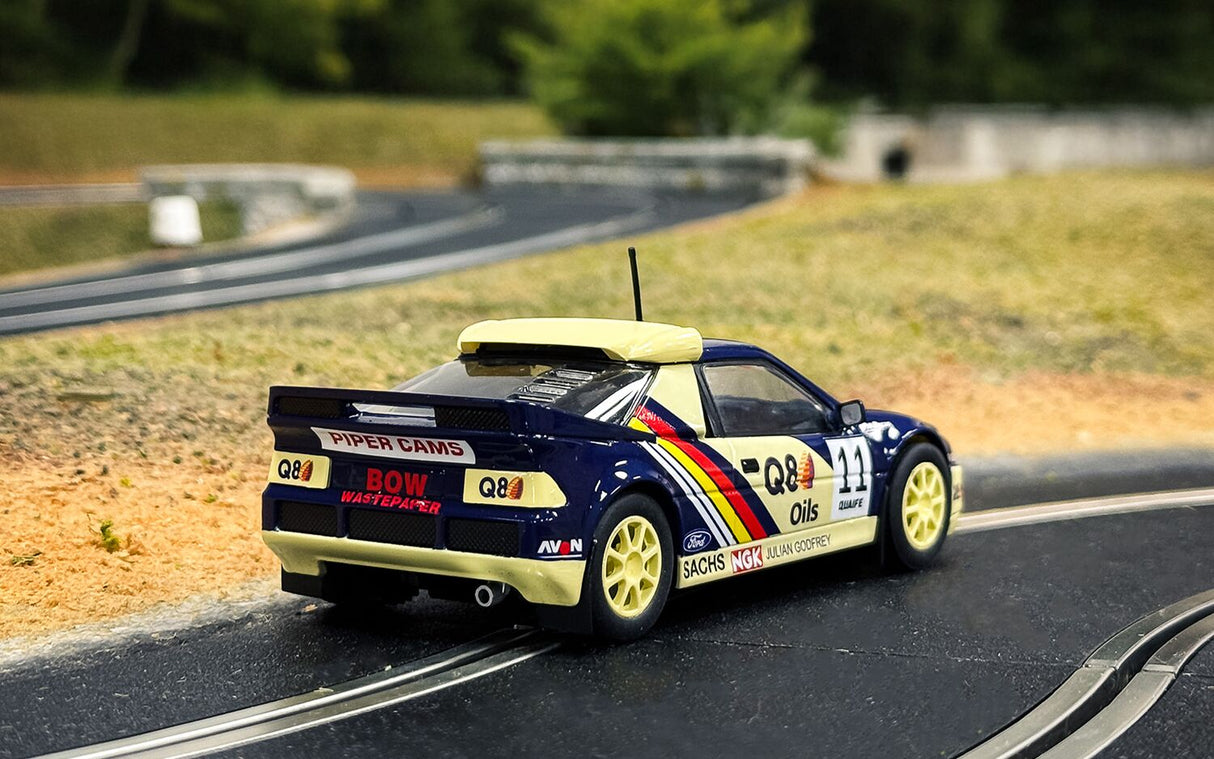 Scalextric Ford RS200 British Rallycross - Pat Doran C4667