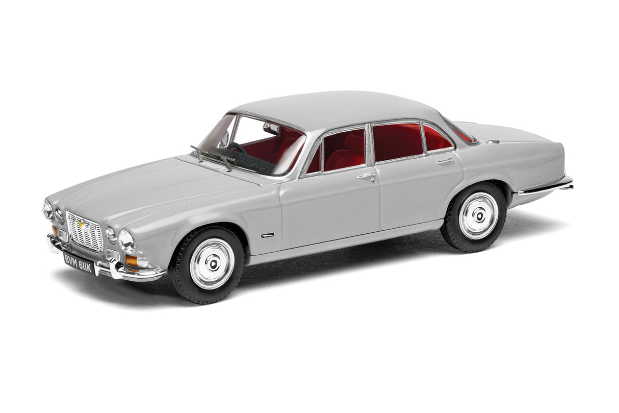 Corgi Jaguar XJ6 Series 1 Warwick Grey VA08622 1:43