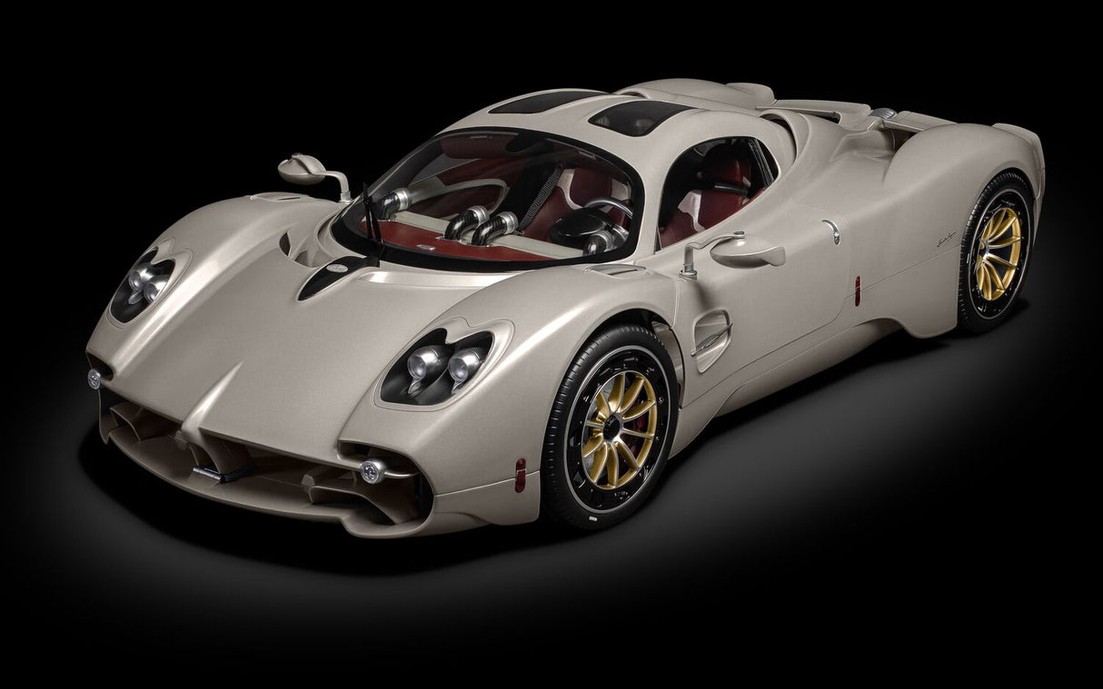 Pocher Pagani Utopia Coupé, Display Case & Instruction Manual Bundle - BUNDLEP04