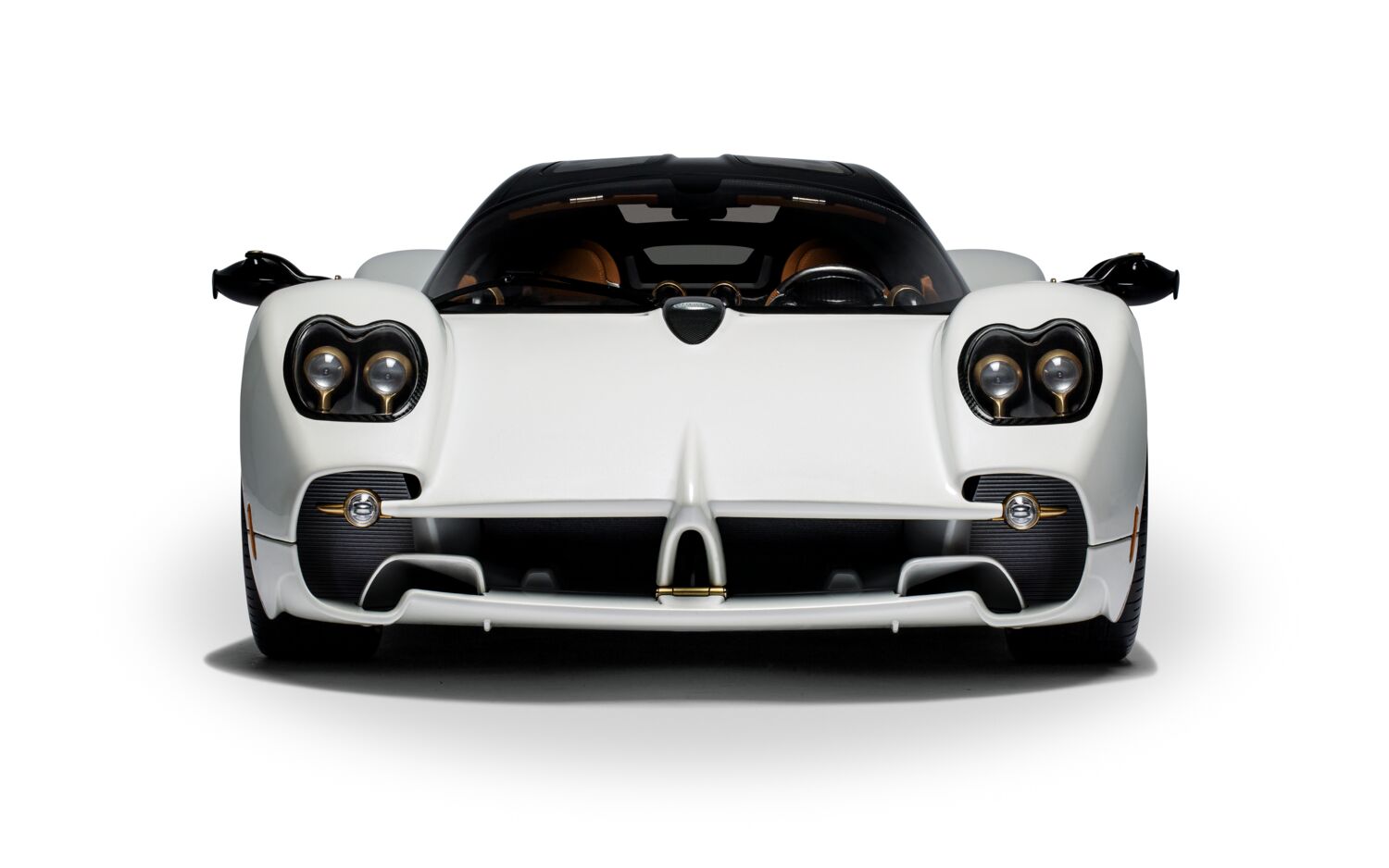 Pocher Pagani Utopia Coupé Bianco Perla, Display Case & Instruction Manual - 1:8 Scale Assembly Kit - BUNDLEP09