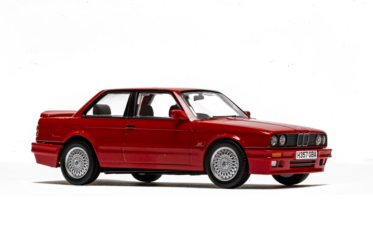 Corgi BMW E30 325i M-Tech 2, Brilliant Red VA13406 1:43