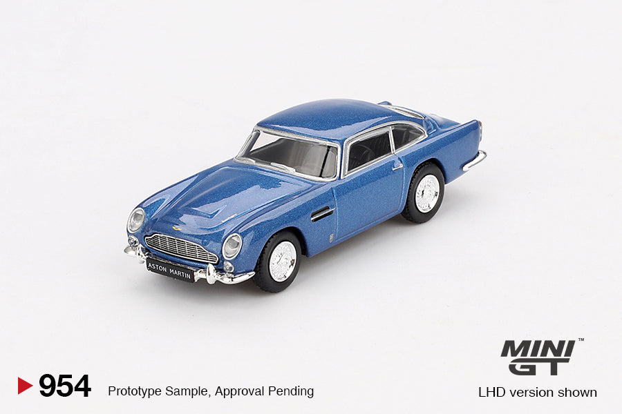 Mini GT Aston Martin DB5 Sierra Blue RHD 1:64 - MGT00954-R