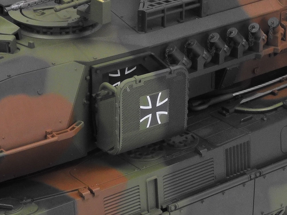 Tamiya RC Leopard 2 A7V Tank w/Option Kit - Item #56047