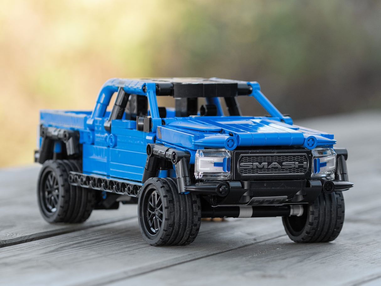 CaDA Smash Off Roader Pick Up Truck - Pull Back Motor - 1:18 390 Pieces Brick Model Kit C52029W