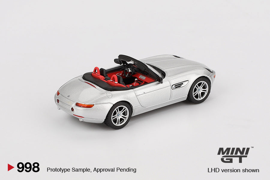 Mini GT BMW Z8 Silver LHD 1:64 - MGT00998-L