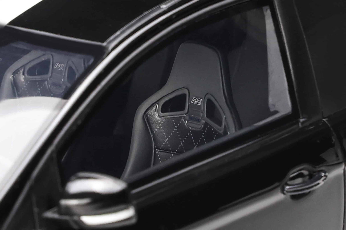 Otto Mobile Ford Focus MK2 RS LeMans Black Special Edition 2010 1:18 - OT1008