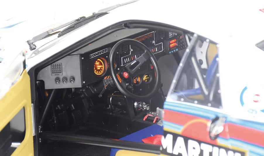 IXO Collections Lancia 037 1:8 Scale Metal and Plastic Full Kit IXC.LAN.FK