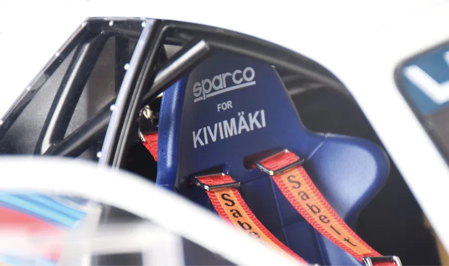 IXO Collections Lancia 037 1:8 Scale Metal and Plastic Full Kit IXC.LAN.FK