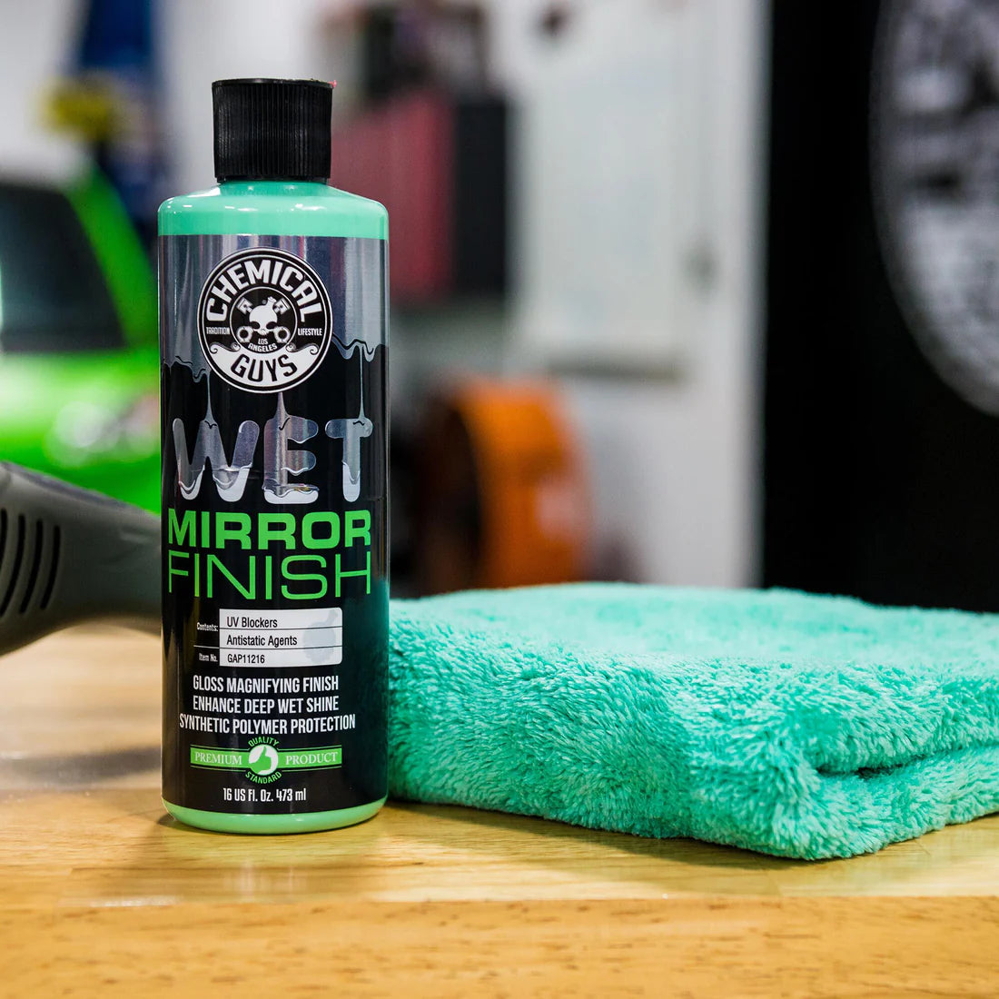 Chemical Guys Wet Mirror Finish Gloss Magnifying Glaze - 16oz