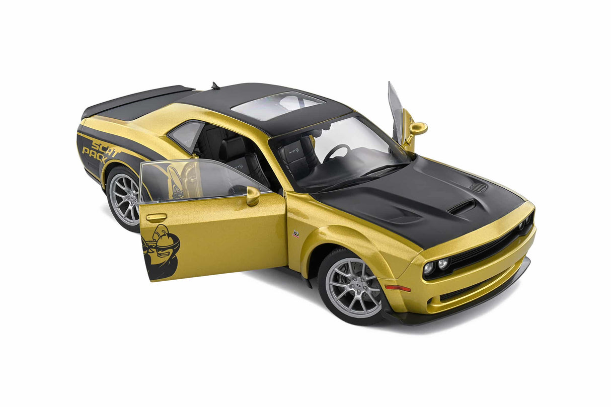 Solido Dodge Challenger R/T Scat Pack Widebody Streetfighter Goldrush 2020 1:18 S1805707