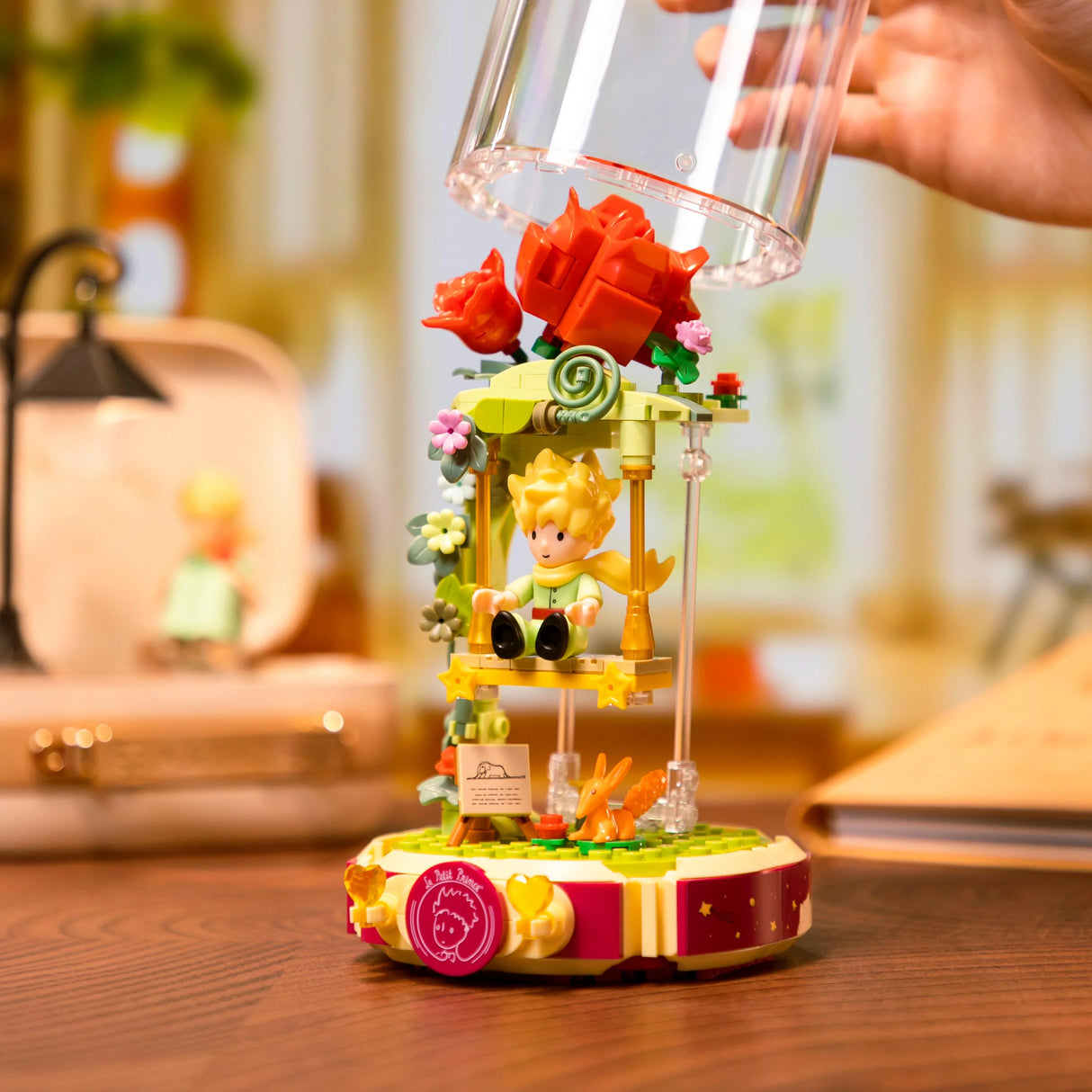 Pantasy Le Petit Prince™ Rose Swing 234 pcs Brick Model Kit 86322