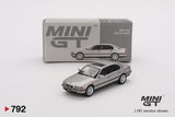 Mini GT BMW 750iL Aspen Silver Metallic RHD 1:64 - MGT00792-R