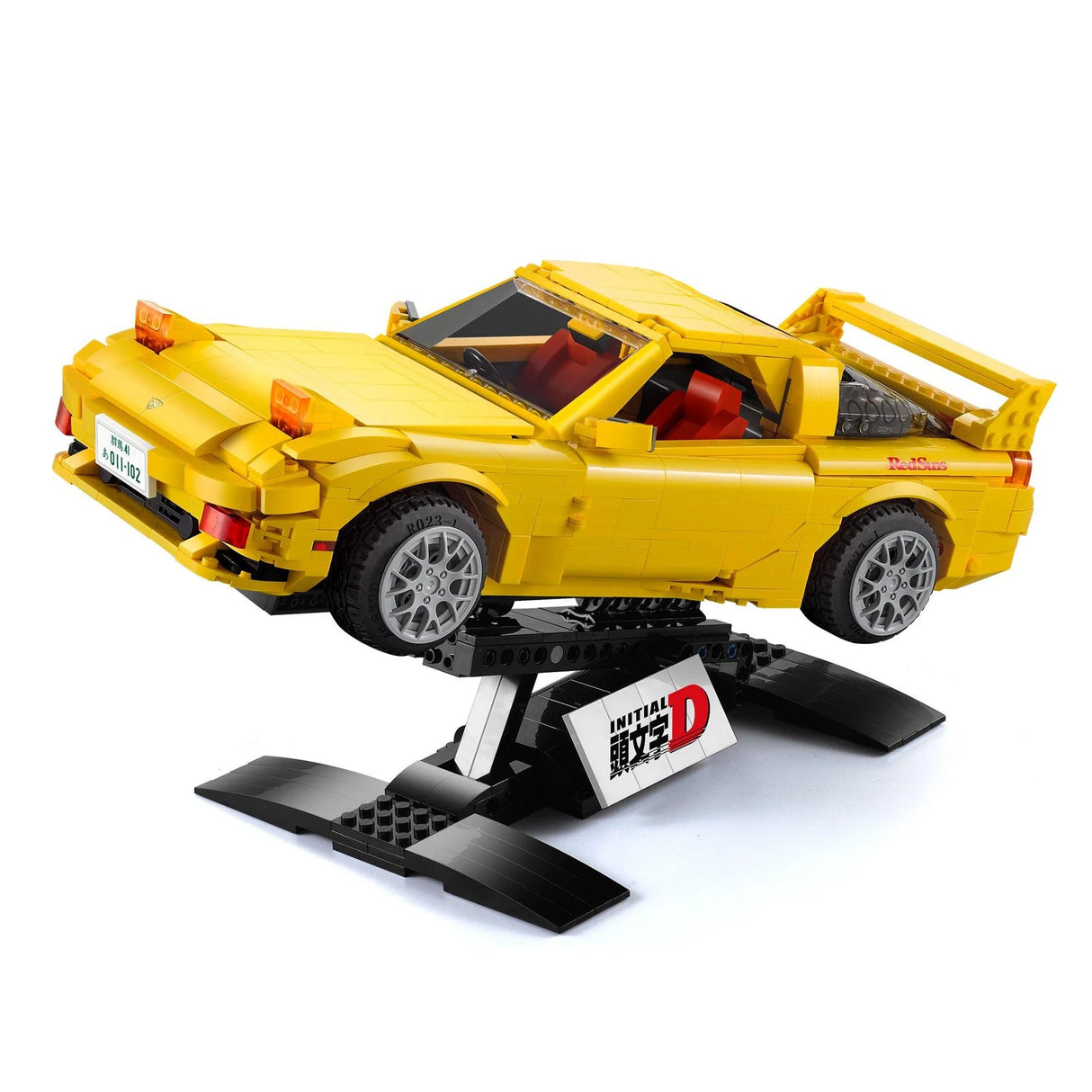 CaDA Keisuke Initial D Mazda RX-7 1:12 FD3S 1655 Pieces Brick Model Kit C61023W