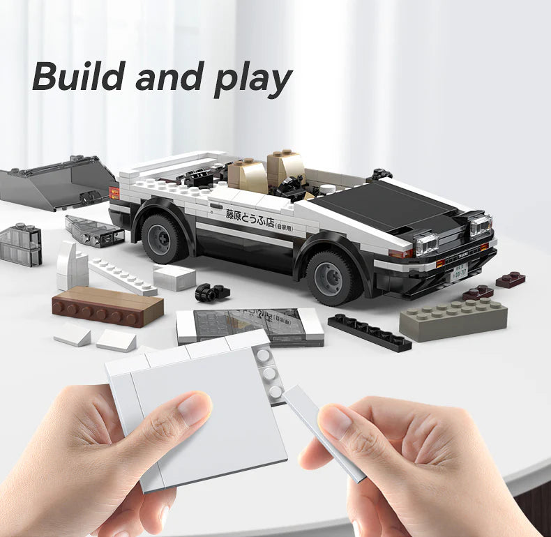 CaDA Initial D 1:20 AE86 Trueno 325 Pieces Brick Model Kit C51086W