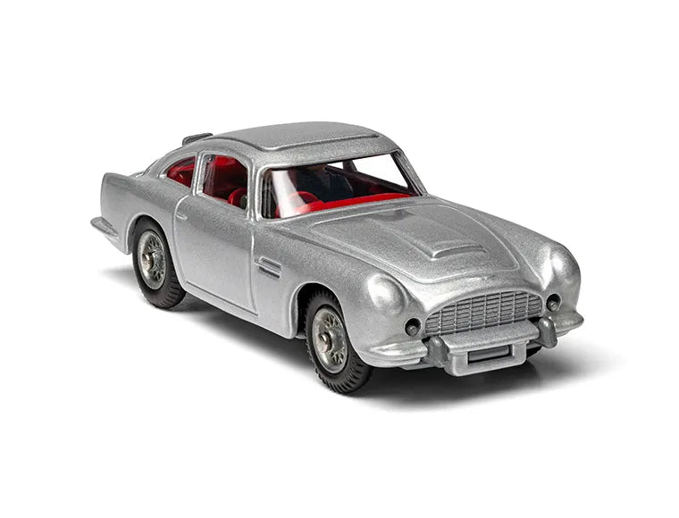 Corgi James Bond Aston Martin DB5 - Silver Birch RT26101S