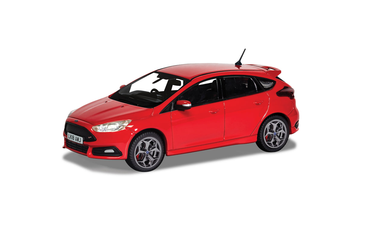 Corgi Ford Focus Mk3 ST - Race Red VA15303 1:43