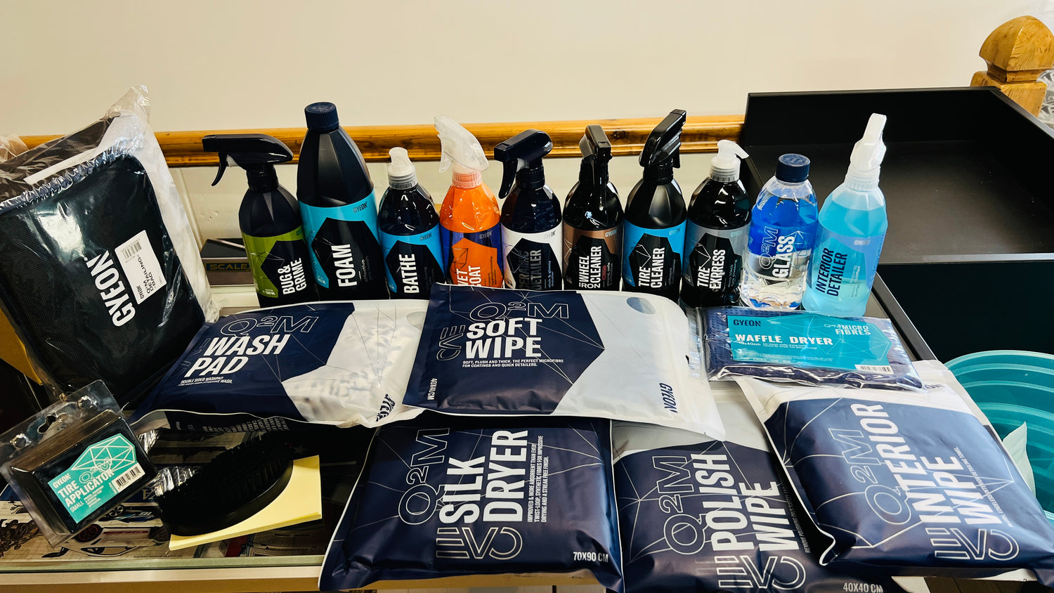 Ceramic Detailer + Wash Pad + Tyre App Sm