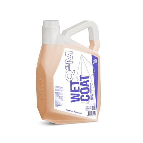 Gyeon Q²M Wet Coat 4000ml - 4 Litre.
Q²M WetCoat is an instant, brilliantly easy to use hydrophobicity booster. It’s ready to use formula, giving outstanding results in a simple and quick spray on/rinse off process. 